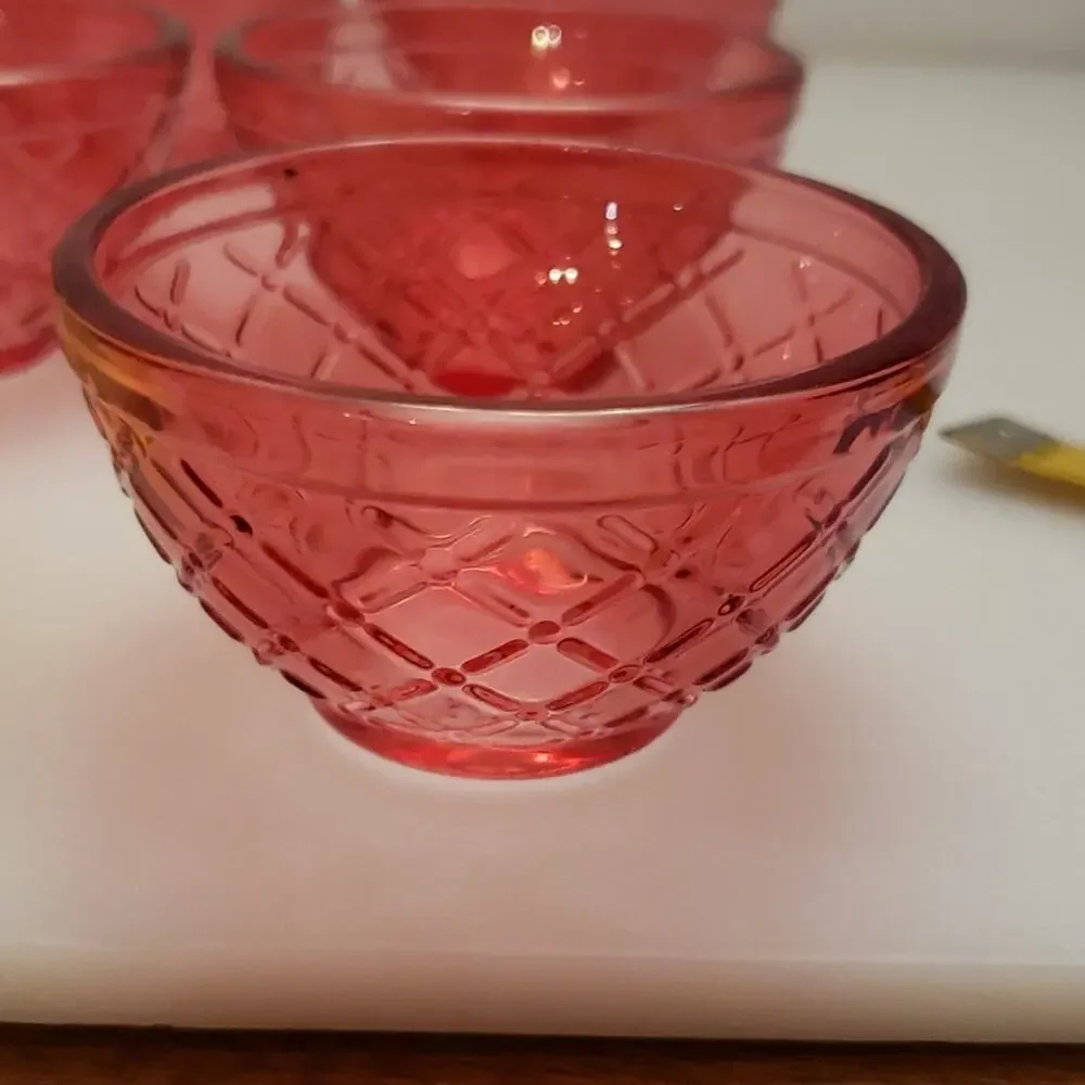 Lot of 6 decorative small bowls 3 oz red‎ and yellow